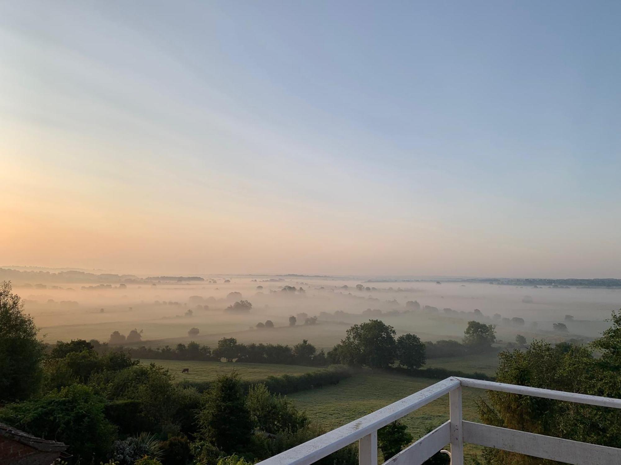 Magic Of Avalon Apartment กลาสตันเบอรี ภายนอก รูปภาพ